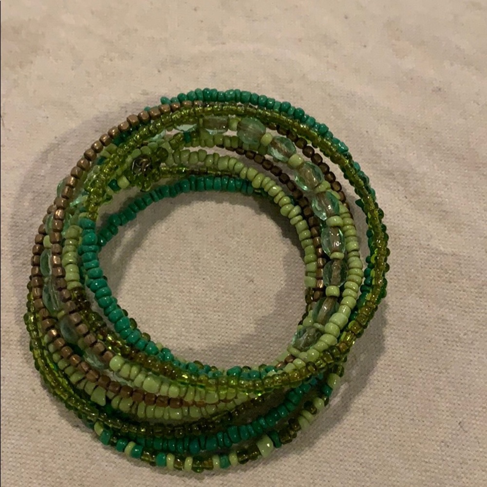 Green beaded bracelet